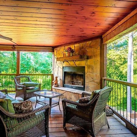 Iron Horse Lodge Sleeps 18, Games, Fire Pit, Hot Tub, Ev, More Broken Bow Exteriér fotografie